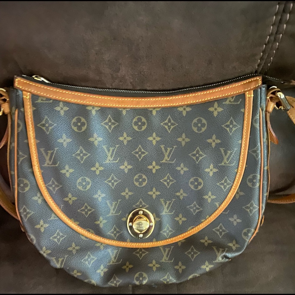 Louis Vuitton Monogram Tulum GM